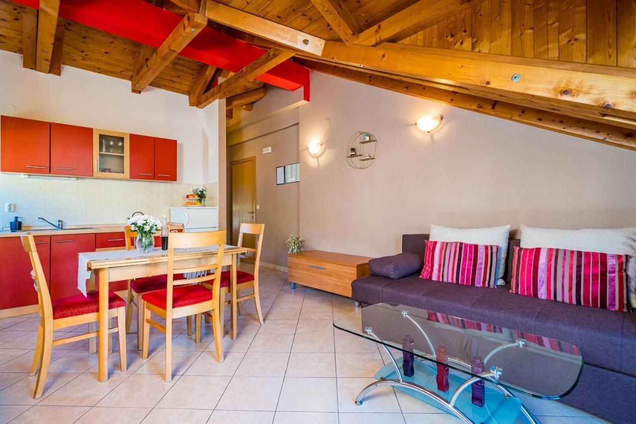 Apartments Kruno Затон Экстерьер фото
